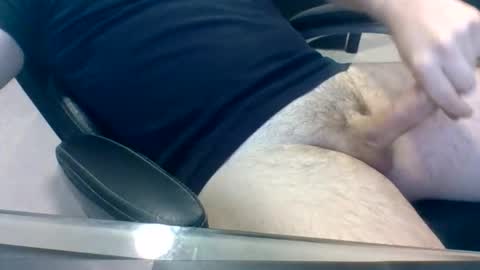 Makeithappen9086 online show from March 12, 2026, 4:35 pm