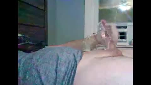 Snapshot of hardcockoncam22 chatting on December 5, 2024, 4:42 am cervixpainter25 online show from December 5, 2024, 4:42 am