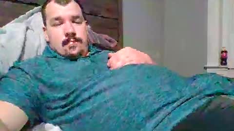 Snapshot of hardcockoncam22 chatting on January 22, 2025, 4:23 am cervixpainter25 online show from January 22, 2025, 4:23 am