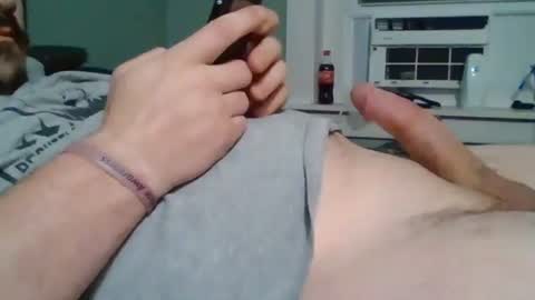 Snapshot of hardcockoncam22 chatting on February 16, 2025, 5:15 am cervixpainter25 online show from February 16, 2025, 5:15 am