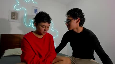 Snapshot of hardcoreheat_ind chatting on May 19, 2026, 5:03 am kade and demi independent models online show from May 19, 2026, 5:03 am