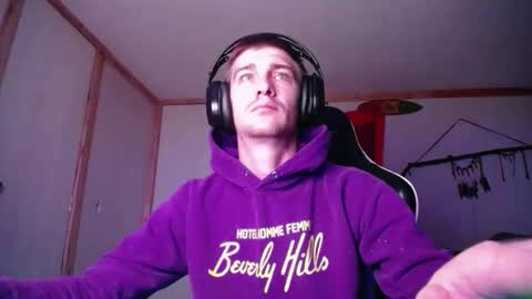 Snapshot of harddick19966 chatting on December 23, 2025, 7:50 am Austin online show from December 23, 2025, 7:50 am