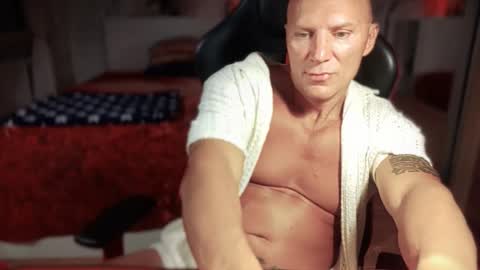 Snapshot of hardmattsteel chatting on September 12, 2025, 1:33 pm MATTSTEEL - ITALIAN STALLION online show from September 12, 2025, 1:33 pm