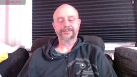 MrLazy online show from January 22, 2025, 7:03 pm