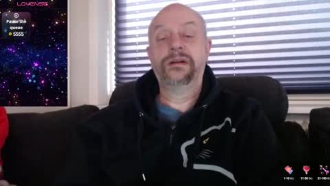 MrLazy online show from February 9, 2025, 9:16 am