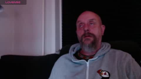 MrLazy online show from November 1, 2025, 9:28 pm