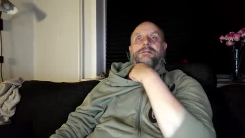 MrLazy online show from May 22, 2026, 9:09 pm