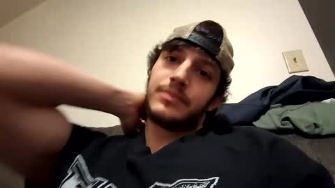 hardselfsucker1 online show from April 19, 2026, 7:49 pm