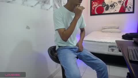 Andres Dean online show from December 26, 2024, 7:16 pm