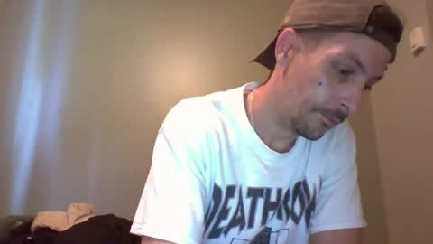 Snapshot of hardwoodqc chatting on July 6, 2026, 1:52 pm hardwoodqc online show from July 6, 2026, 1:52 pm