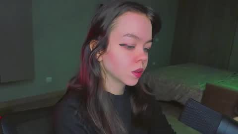 Snapshot of haribo_asmr chatting on February 13, 2025, 7:35 am Miss Hari online show from February 13, 2025, 7:35 am