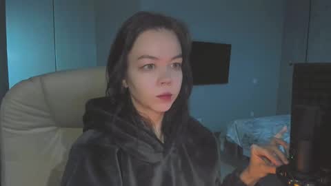 Snapshot of haribo_asmr chatting on November 28, 2025, 11:24 am Miss Hari online show from November 28, 2025, 11:24 am