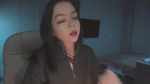 Snapshot of haribo_asmr chatting on December 4, 2025, 10:02 am Miss Hari online show from December 4, 2025, 10:02 am