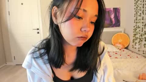 Maya online show from November 15, 2025, 8:49 pm