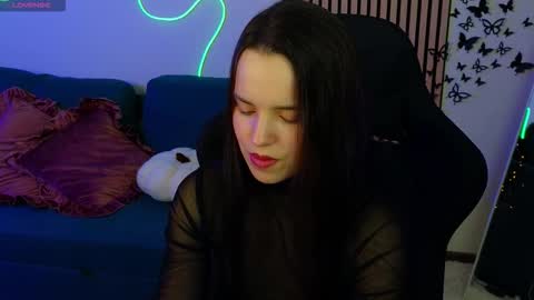 Harleen online show from November 10, 2025, 2:43 am