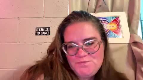 Fiiona online show from June 6, 2026, 1:21 am
