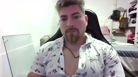 Snapshot of harley_and_alex13 chatting on February 19, 2026, 10:28 pm harley_and_alex13 online show from February 19, 2026, 10:28 pm