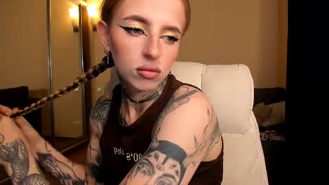 Snapshot of harley_kimm chatting on July 12, 2026, 5:42 am Julia online show from July 12, 2026, 5:42 am