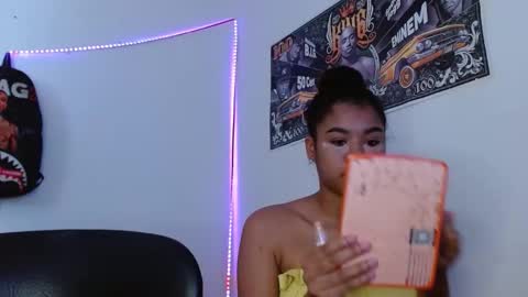 harley_quinnn111 online show from March 15, 2026, 6:25 pm