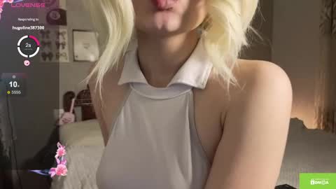 Snapshot of harleyheat69 chatting on May 3, 2026, 8:48 pm Hanna online show from May 3, 2026, 8:48 pm