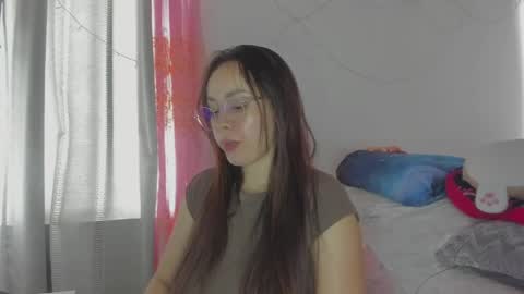 Natii  online show from May 31, 2026, 9:05 pm
