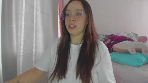 Natii  online show from June 13, 2026, 3:43 pm