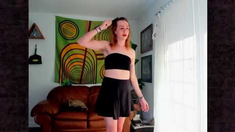 Snapshot of harlynn_ell chatting on April 8, 2026, 4:51 pm harlynn_ell online show from April 8, 2026, 4:51 pm