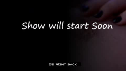 Snapshot of harmonicdiv chatting on January 3, 2025, 8:21 am Sophia online show from January 3, 2025, 8:21 am
