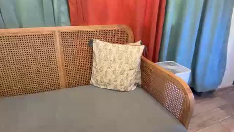 Sophia  online show from August 1, 2026, 8:35 am