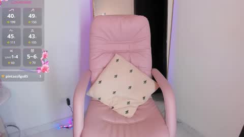 Snapshot of harmony_murr chatting on October 4, 2025, 1:25 am vanessa online show from October 4, 2025, 1:25 am