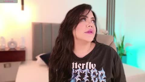 Snapshot of harmonybabe_ chatting on July 19, 2026, 8:23 pm Harmony online show from July 19, 2026, 8:23 pm
