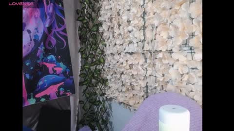 Snapshot of harmonys_couple_ chatting on April 8, 2026, 7:03 pm Harmonys World online show from April 8, 2026, 7:03 pm