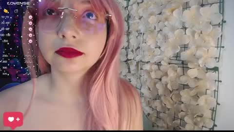 Snapshot of harmonys_couple_ chatting on April 28, 2026, 6:57 pm Harmonys World online show from April 28, 2026, 6:57 pm