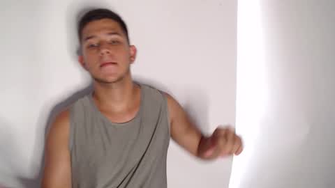 Snapshot of harold_18_ chatting on October 15, 2025, 7:25 pm harold_18_ online show from October 15, 2025, 7:25 pm