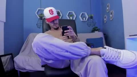 harold_999 online show from June 26, 2026, 6:56 pm