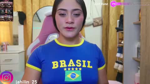 harperzoe online show from October 18, 2025, 8:09 pm