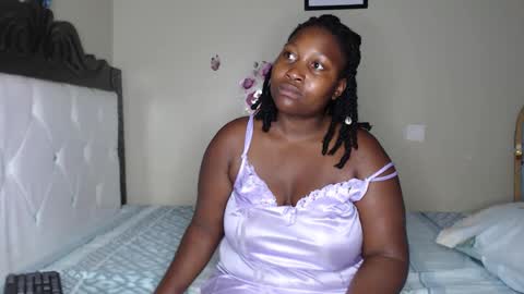 Snapshot of harriegrovin chatting on October 19, 2025, 7:36 pm Grovin online show from October 19, 2025, 7:36 pm