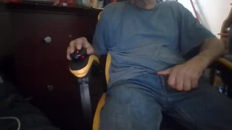 harry1cannary online show from October 24, 2025, 3:52 pm