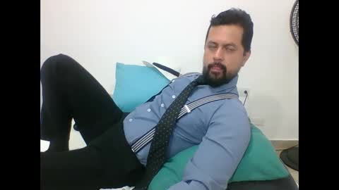 Snapshot of harry_goldenmillerx10fun chatting on December 4, 2024, 3:21 pm Harry online show from December 4, 2024, 3:21 pm