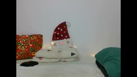 Snapshot of harry_goldenmillerx10fun chatting on December 28, 2024, 12:47 am Harry online show from December 28, 2024, 12:47 am