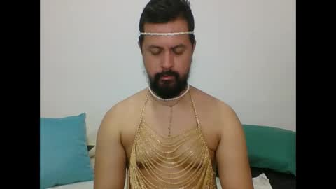 Snapshot of harry_goldenmillerx10fun chatting on February 6, 2025, 3:41 pm Harry online show from February 6, 2025, 3:41 pm