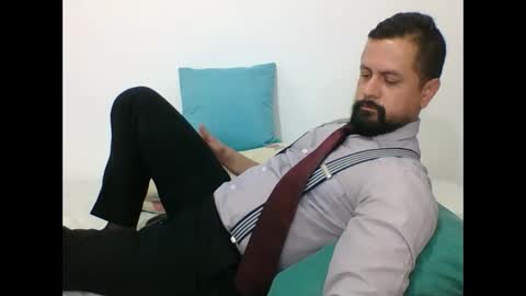 Snapshot of harry_goldenmillerx10fun chatting on March 12, 2025, 9:03 pm Harry online show from March 12, 2025, 9:03 pm