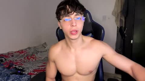 Snapshot of harry_p01 chatting on September 15, 2025, 3:56 pm harry_p01 online show from September 15, 2025, 3:56 pm