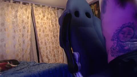 Snapshot of harry_reems_ chatting on December 17, 2024, 8:56 am OMAR online show from December 17, 2024, 8:56 am