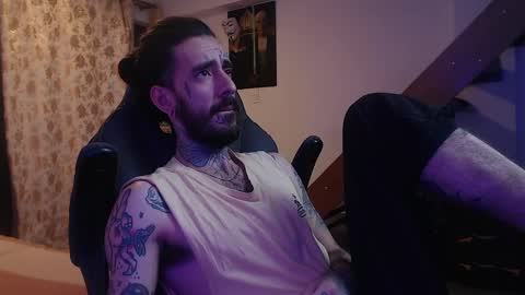 Snapshot of harry_reems_ chatting on December 24, 2024, 8:33 am OMAR online show from December 24, 2024, 8:33 am