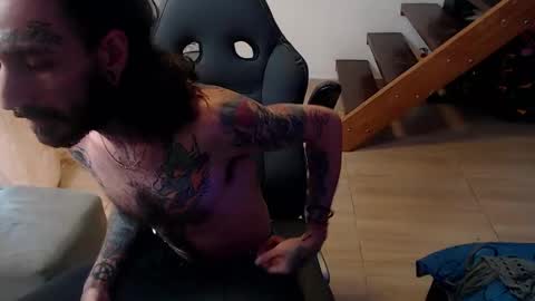 Snapshot of harry_reems_ chatting on December 28, 2024, 8:25 pm OMAR online show from December 28, 2024, 8:25 pm