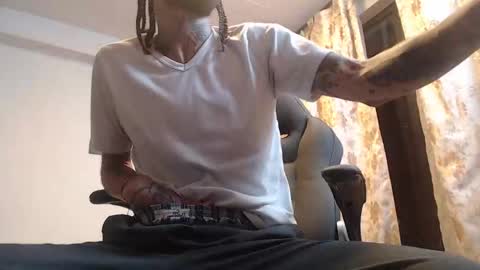 Snapshot of harry_reems_ chatting on January 21, 2025, 12:57 am OMAR online show from January 21, 2025, 12:57 am