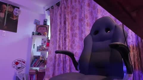 Snapshot of harry_reems_ chatting on January 30, 2025, 12:27 pm OMAR online show from January 30, 2025, 12:27 pm