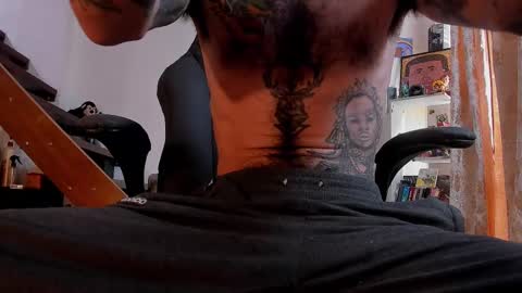 Snapshot of harry_reems_ chatting on February 14, 2025, 4:20 pm OMAR online show from February 14, 2025, 4:20 pm