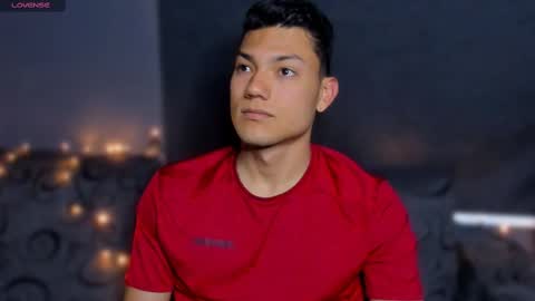 Snapshot of harrydavidsonx chatting on March 11, 2025, 3:45 pm ... online show from March 11, 2025, 3:45 pm